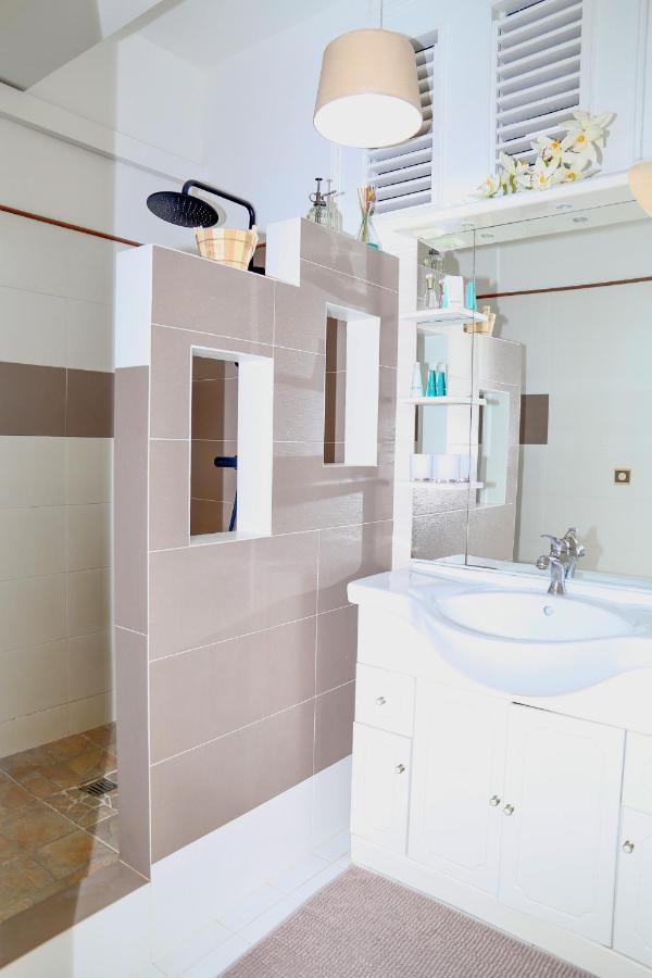 Evasion, Piscine Jacuzzi Et Ponton Prive Villa *
